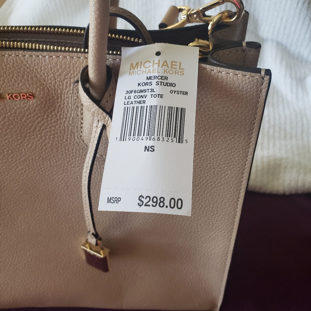 Michael Kors Bag.